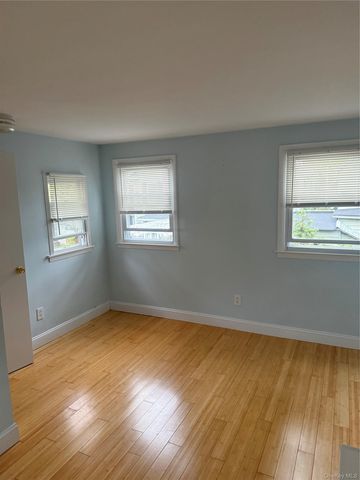 46 Brown Street, Sea Cliff, NY 11579