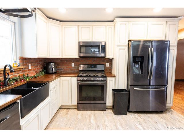 983 Wagon Trail Rd, Evergreen, CO 80439