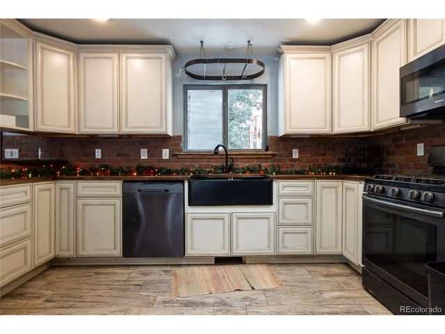 983 Wagon Trail Rd, Evergreen, CO 80439