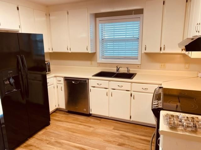 103 Shea, Dothan, AL 36303