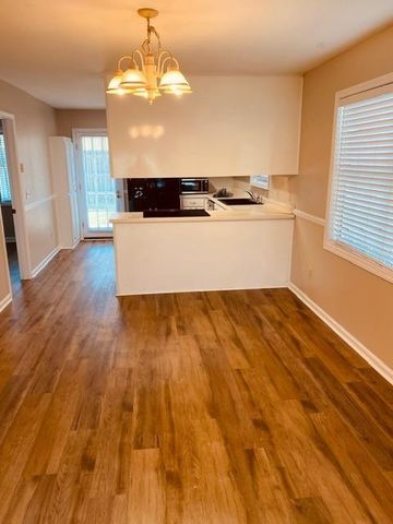 103 Shea, Dothan, AL 36303