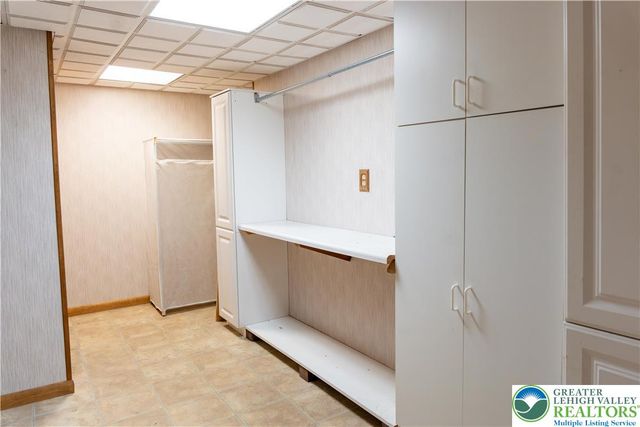 2486 Evanwood Road, Moore Twp, PA 18014