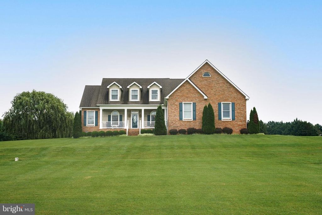8978 ORCHARD DR, Chestertown, MD 21620