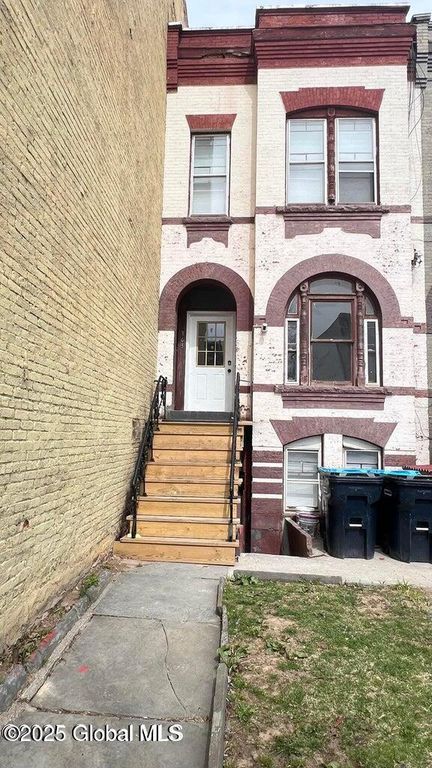 363 Madison Avenue 1, Albany, NY 12210