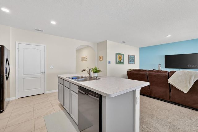 1527 WHITE HAWK WAY, Groveland, FL 34736