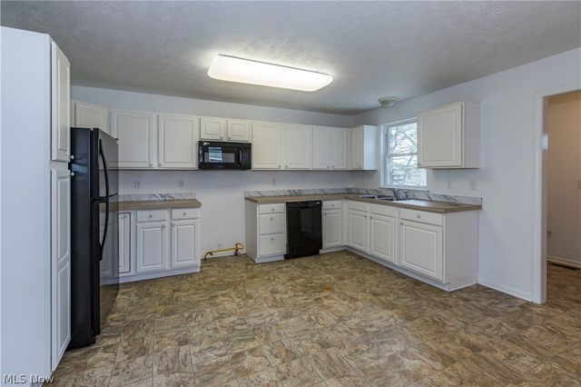 2425 Fixler Road, Medina, OH 44256
