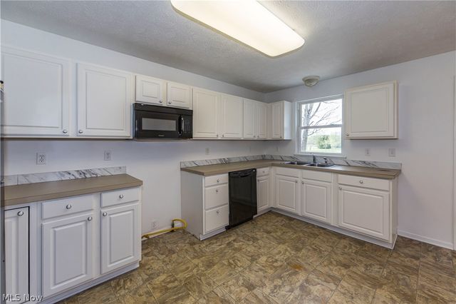 2425 Fixler Road, Medina, OH 44256