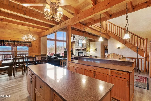 1833 Fantasy Way, Sevierville, TN 37876