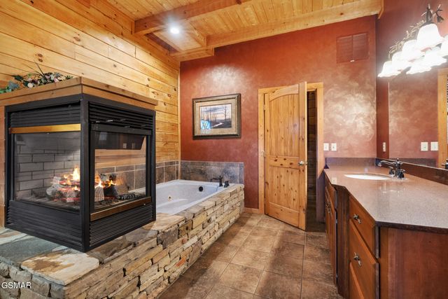 1833 Fantasy Way, Sevierville, TN 37876