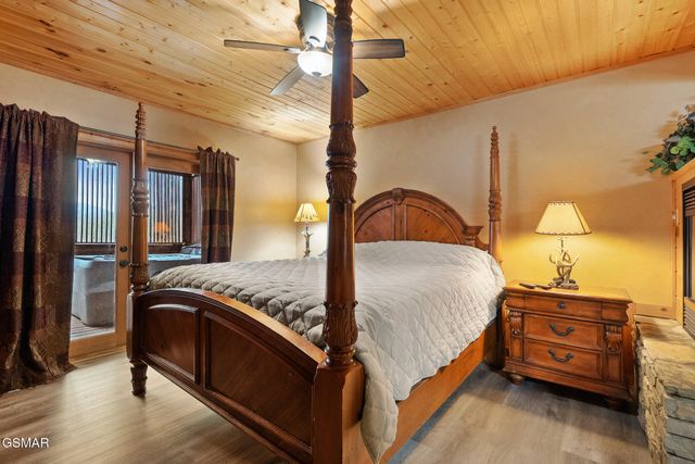 1833 Fantasy Way, Sevierville, TN 37876