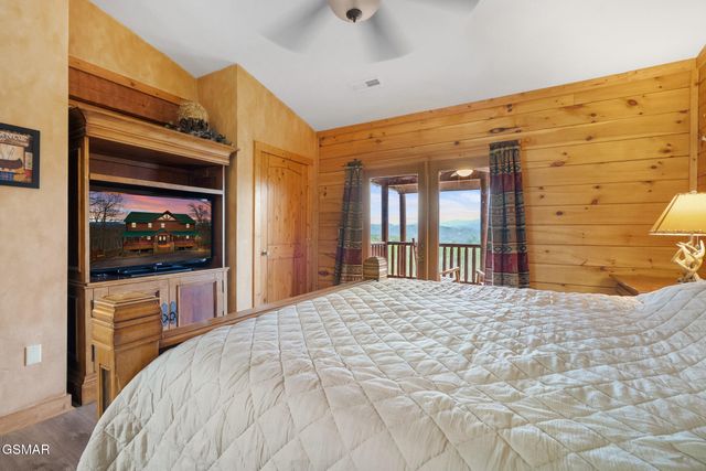 1833 Fantasy Way, Sevierville, TN 37876