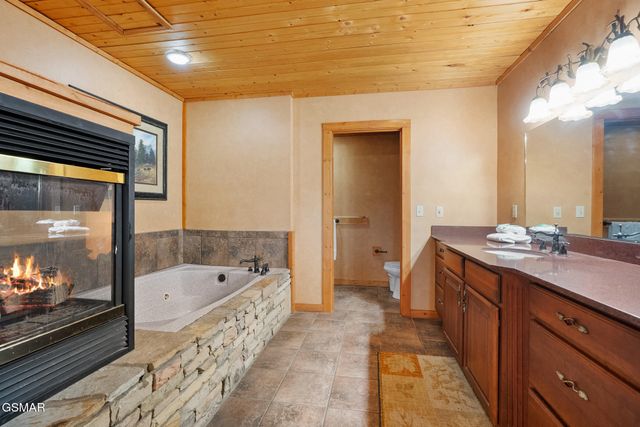 1833 Fantasy Way, Sevierville, TN 37876