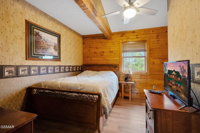 1833 Fantasy Way, Sevierville, TN 37876