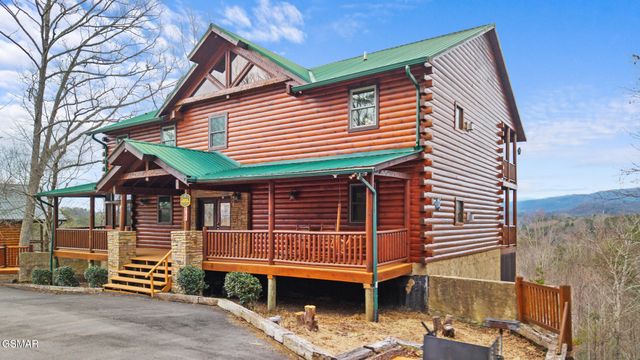 1833 Fantasy Way, Sevierville, TN 37876