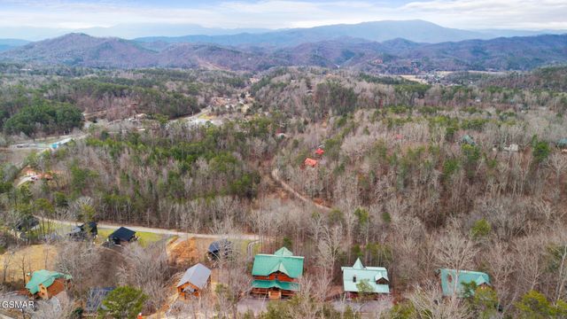 1833 Fantasy Way, Sevierville, TN 37876