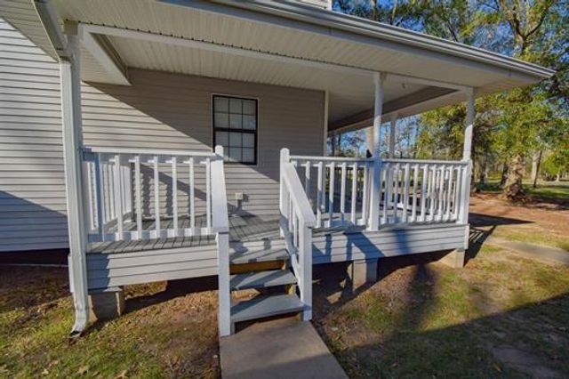 3629 Benson Rd, Orange, TX 77632