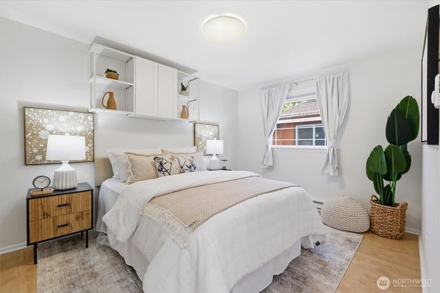 8425 18th Avenue SW, Seattle, WA 98106