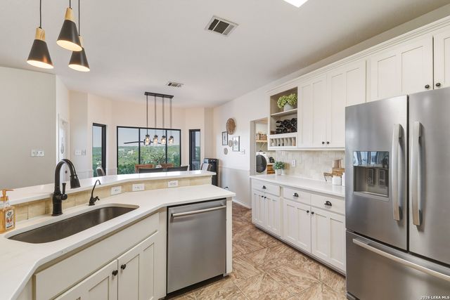 4219 HIGH SPRINGS DR, San Antonio, TX 78261