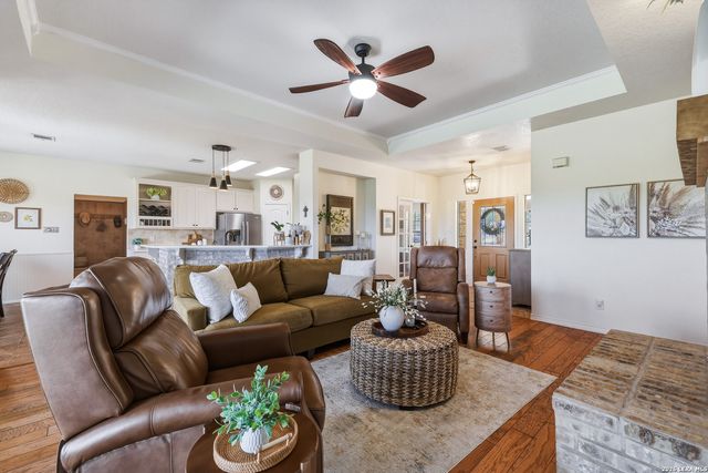 4219 HIGH SPRINGS DR, San Antonio, TX 78261