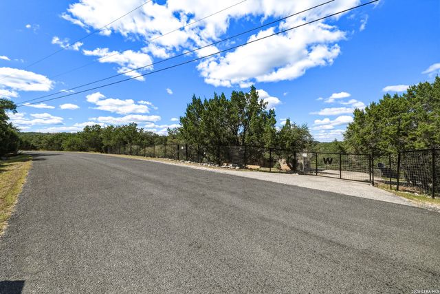4219 HIGH SPRINGS DR, San Antonio, TX 78261
