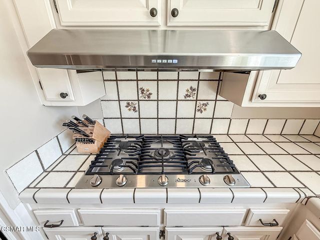 2153 Cook Circle, Thousand Oaks, CA 91360