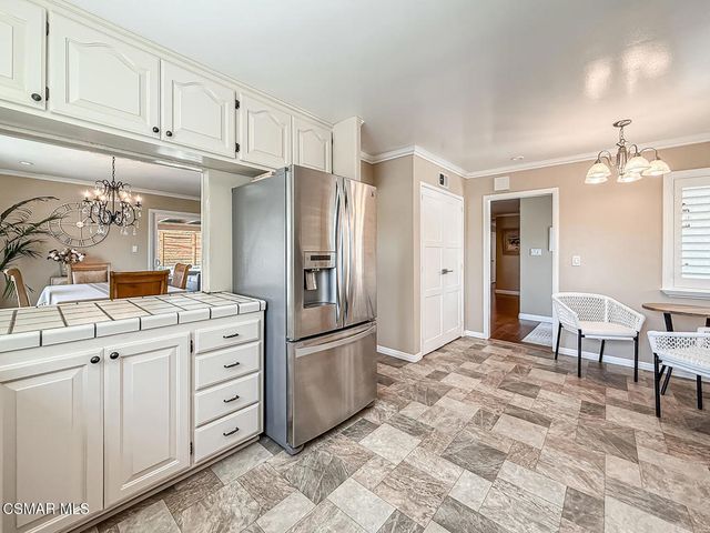 2153 Cook Circle, Thousand Oaks, CA 91360