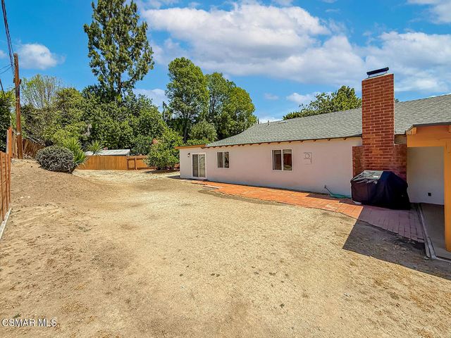 2153 Cook Circle, Thousand Oaks, CA 91360