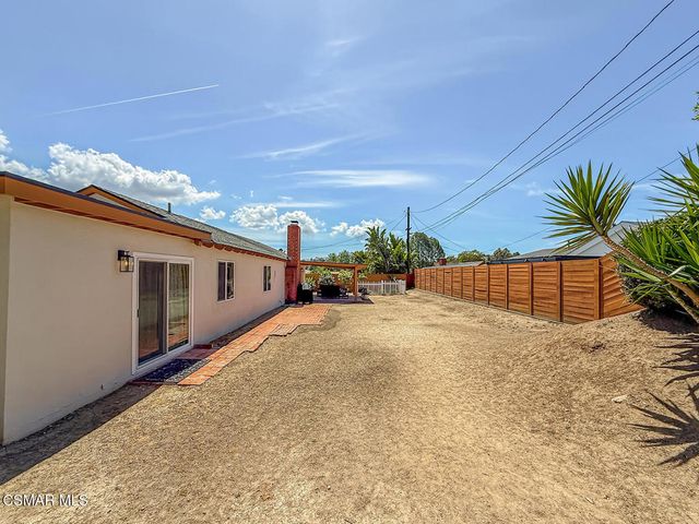 2153 Cook Circle, Thousand Oaks, CA 91360