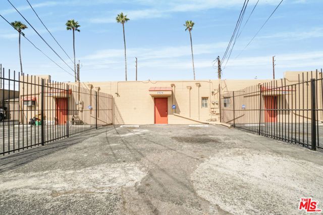 21512 Norwalk Boulevard, Hawaiian Gardens, CA 90716