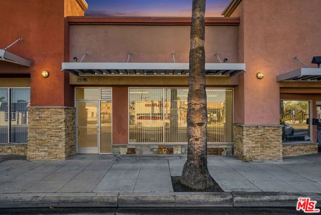 21512 Norwalk Boulevard, Hawaiian Gardens, CA 90716