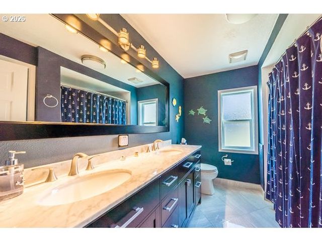 3310 Nw JETTY Ave 1, Lincoln City, OR 97367