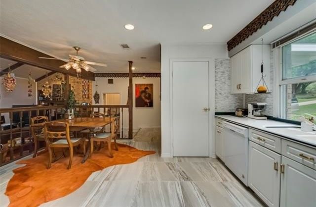 6049 W Red Bird Lane, Dallas, TX 75236