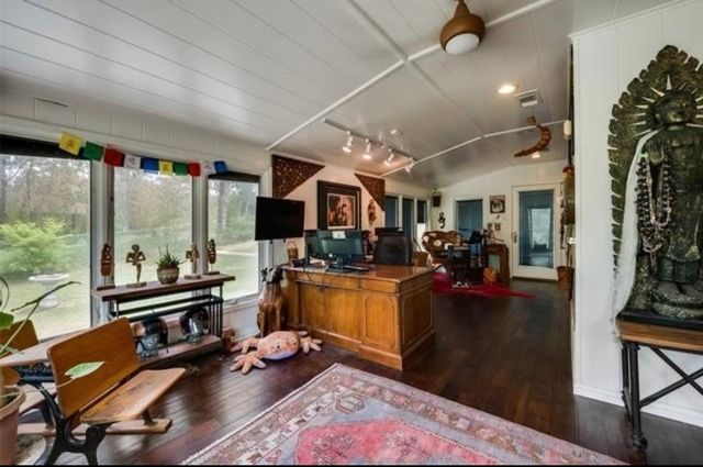 6049 W Red Bird Lane, Dallas, TX 75236