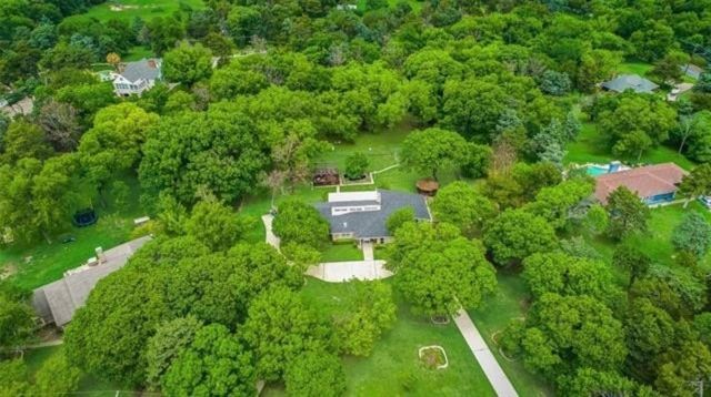 6049 W Red Bird Lane, Dallas, TX 75236