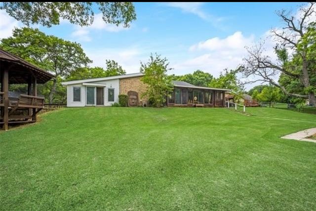 6049 W Red Bird Lane, Dallas, TX 75236