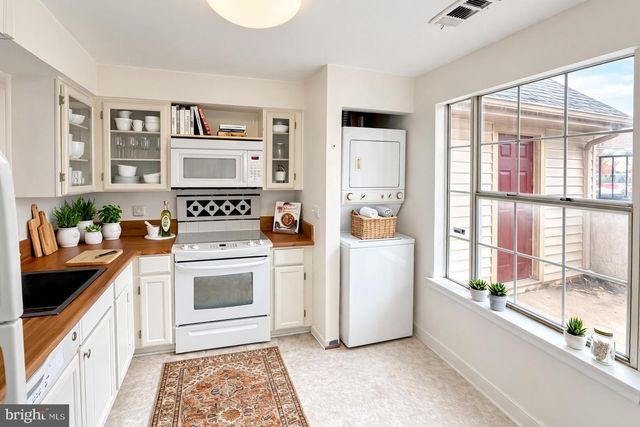 1142 WINDEMERE CT, Fort Washington, MD 20744