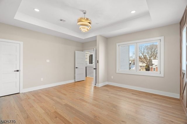 12 Western Dr, Fair Lawn Boro, NJ 07410