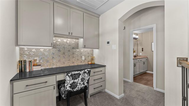 121 Hunter Hollow Place, Montgomery, TX 77316
