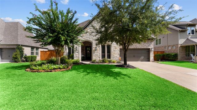 121 Hunter Hollow Place, Montgomery, TX 77316