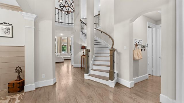 121 Hunter Hollow Place, Montgomery, TX 77316