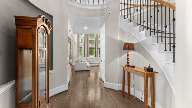 121 Hunter Hollow Place, Montgomery, TX 77316