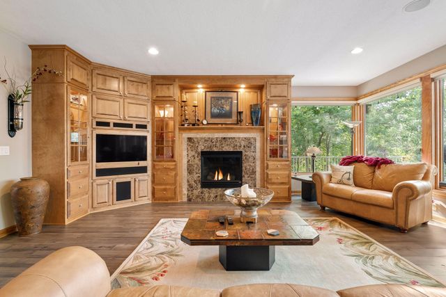 6480 Yosemite Lane, Excelsior, MN 55331