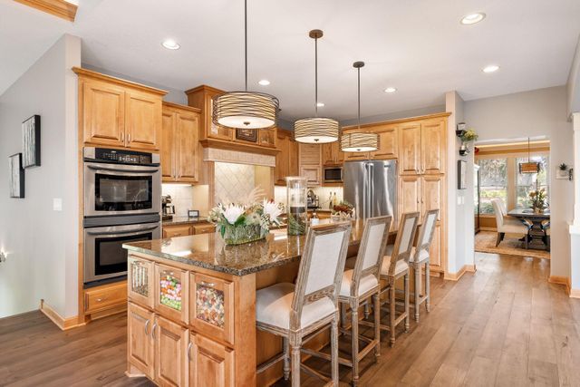 6480 Yosemite Lane, Excelsior, MN 55331