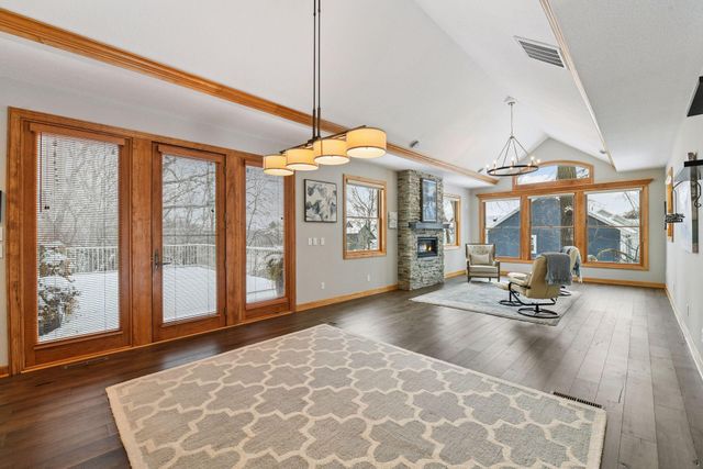 6480 Yosemite Lane, Excelsior, MN 55331