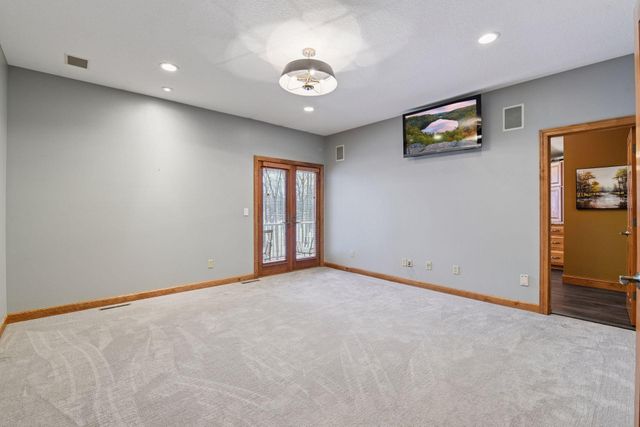 6480 Yosemite Lane, Excelsior, MN 55331