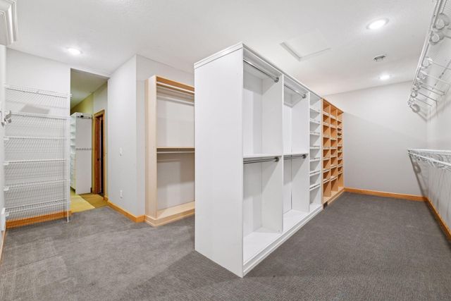 6480 Yosemite Lane, Excelsior, MN 55331