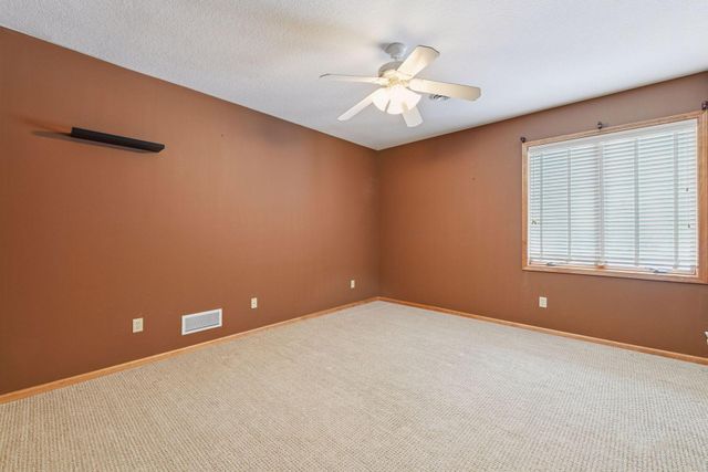 6480 Yosemite Lane, Excelsior, MN 55331