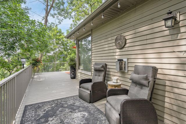 6480 Yosemite Lane, Excelsior, MN 55331