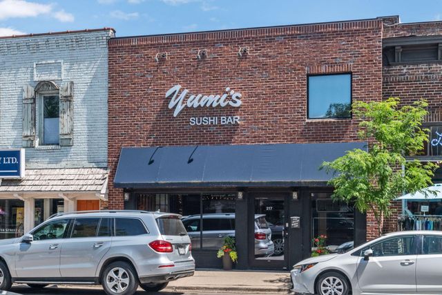 6480 Yosemite Lane, Excelsior, MN 55331