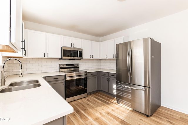 2 Tinsbury Place, Durham, NC 27713